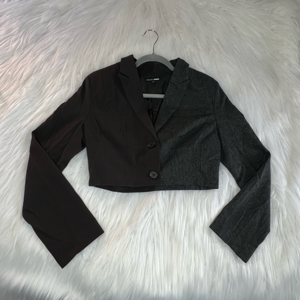 Cropped blazer